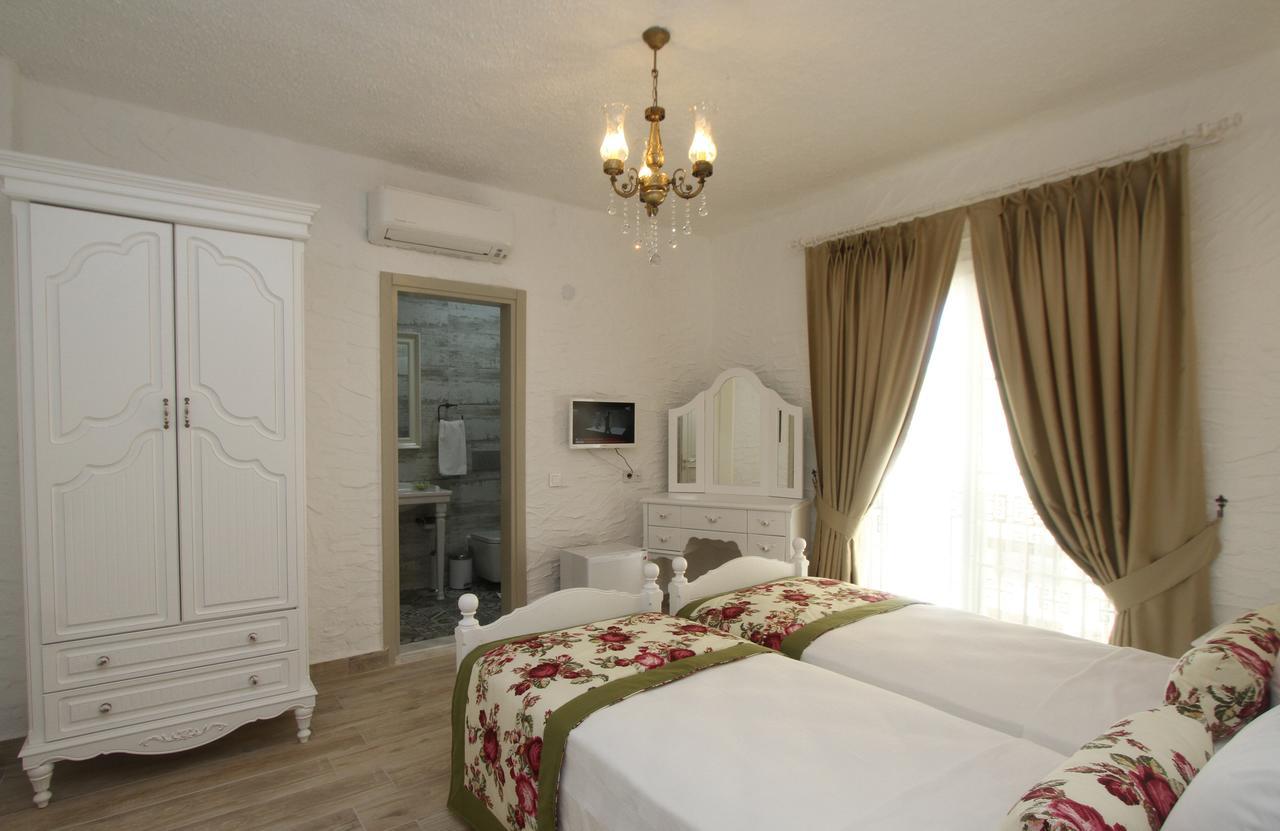 Alya Mou Butik Hotel Çeşme Esterno foto