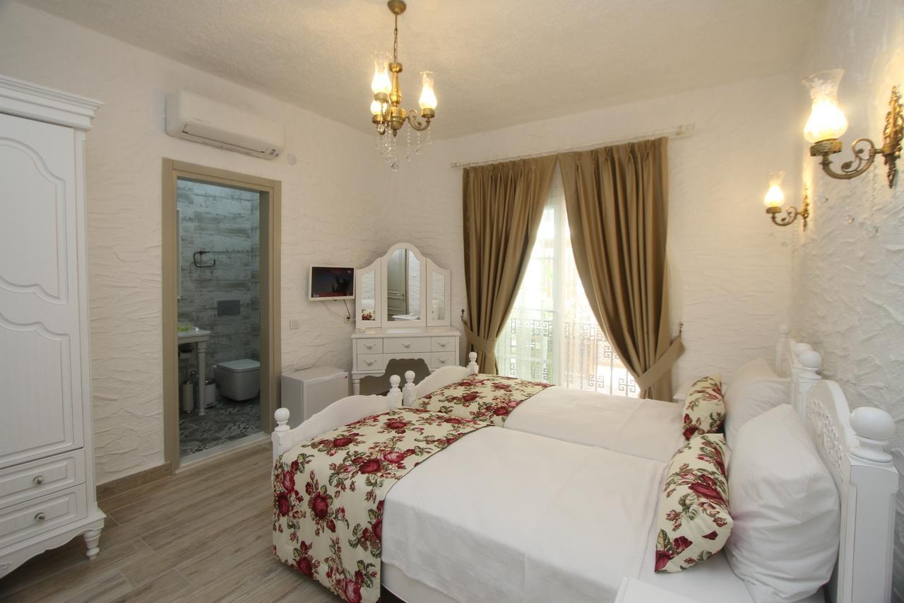 Alya Mou Butik Hotel Çeşme Esterno foto