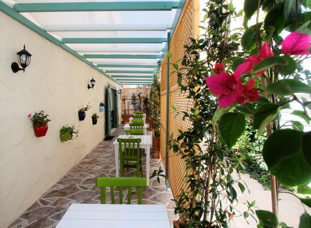 Alya Mou Butik Hotel Çeşme Esterno foto